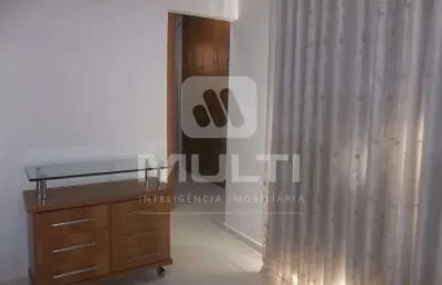 Casa com 3 quartos à venda no Presidente Roosevelt, Uberlândia 