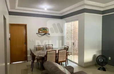 Casa com 3 quartos à venda no Santa Rosa, Uberlândia 