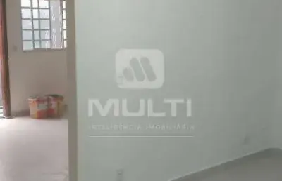 Casa com 3 quartos à venda no Centro, Uberlândia 