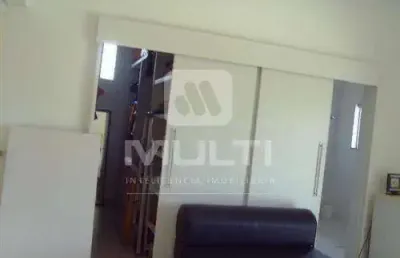 Casa com 4 quartos à venda na Cidade Jardim, Uberlândia 