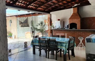Casa comercial à venda no Nova Uberlândia, Uberlândia 