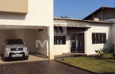 Apartamento à venda no Santa Mônica, Uberlândia 