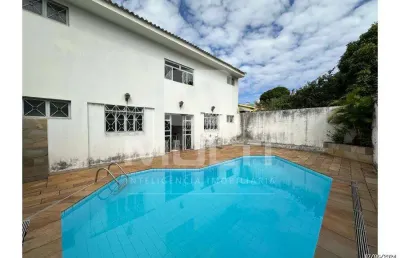 Casa com 4 quartos à venda em Saraiva, Uberlândia 