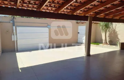 Casa com 3 quartos à venda no Nova Uberlândia, Uberlândia 