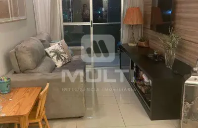 Apartamento com 3 quartos à venda no Osvaldo Rezende, Uberlândia 