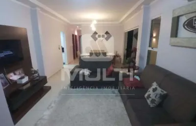 Casa com 4 quartos à venda no Jardim Holanda, Uberlândia 