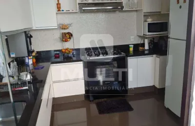 Apartamento com 3 quartos à venda no Centro, Uberlândia 