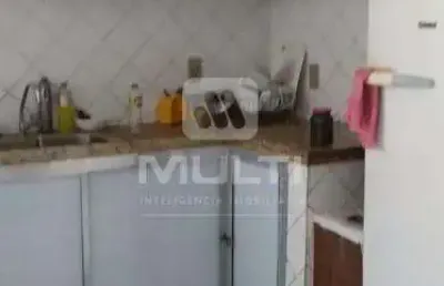 Casa com 3 quartos à venda na Cidade Jardim, Uberlândia 