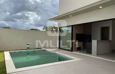Casa em condomínio fechado com 3 quartos à venda em Laranjeiras, Uberlândia 
