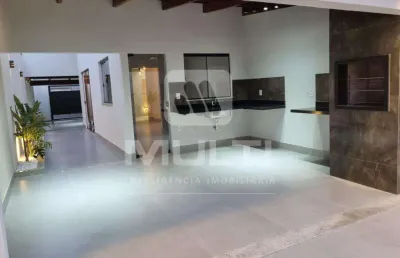 Casa com 3 quartos à venda no Jardim Europa, Uberlândia 