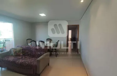 Apartamento com 3 quartos à venda no Morada da Colina, Uberlândia 
