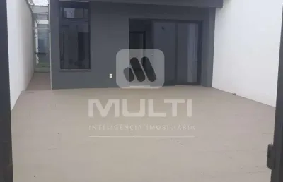 Casa com 3 quartos à venda no Novo Mundo, Uberlândia 
