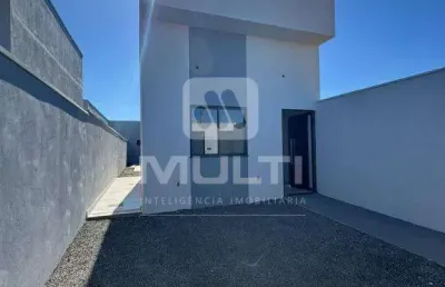 Casa com 3 quartos à venda no Novo Mundo, Uberlândia 