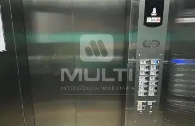 Apartamento com 2 quartos para alugar no Centro, Uberlândia 