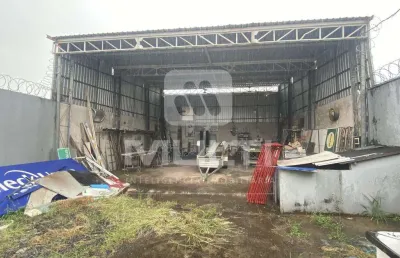 Barracão / Galpão / Depósito para alugar no Daniel Fonseca, Uberlândia 