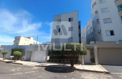 Apartamento com 3 quartos para alugar no Santa Mônica, Uberlândia 