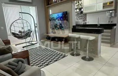 Apartamento com 3 quartos à venda no Presidente Roosevelt, Uberlândia 
