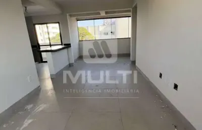 Cobertura com 4 quartos à venda no Santa Mônica, Uberlândia 
