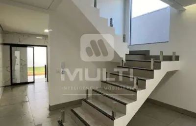 Casa com 3 quartos à venda no Santa Mônica, Uberlândia 