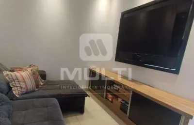 Casa com 3 quartos à venda no Santa Rosa, Uberlândia 