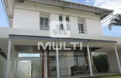 Casa com 3 quartos à venda no Jardim Karaíba, Uberlândia 