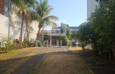 Casa comercial à venda no Daniel Fonseca, Uberlândia 