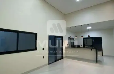 Casa com 3 quartos à venda no Grand Ville, Uberlândia 