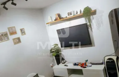 Casa com 3 quartos à venda no Parque São Jorge I, Uberlândia 