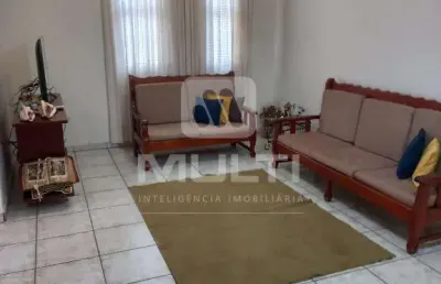 Casa com 4 quartos à venda no Tibery, Uberlândia 