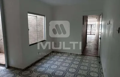 Casa comercial à venda no Jardim Patrícia, Uberlândia 
