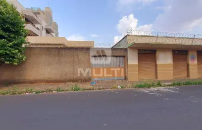 Terreno comercial à venda em Saraiva, Uberlândia 