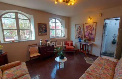Casa com 8 quartos à venda no Centro, Uberlândia 