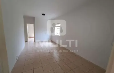 Casa com 3 quartos à venda no Jardim Botânico, Uberlândia 