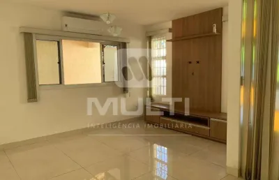 Casa com 5 quartos à venda no Jaraguá, Uberlândia 