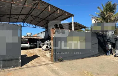 Barracão / Galpão / Depósito à venda no Santa Mônica, Uberlândia 