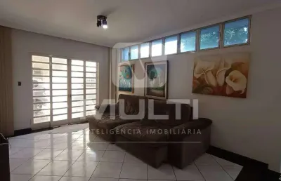Casa com 3 quartos à venda no Centro, Uberlândia 