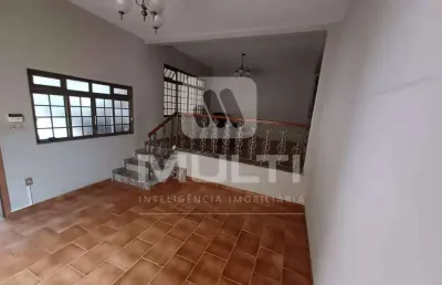 Casa com 7 quartos à venda no Osvaldo Rezende, Uberlândia 