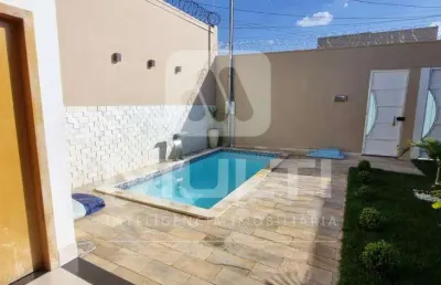 Casa com 3 quartos à venda no Jardim Patrícia, Uberlândia 