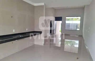 Casa com 3 quartos à venda na Cidade Jardim, Uberlândia 