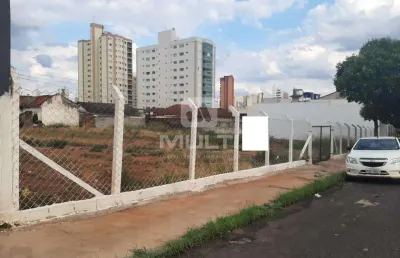Terreno comercial à venda no Martins, Uberlândia 