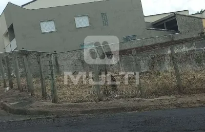 Terreno à venda no Centro, Uberlândia 