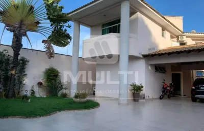 Casa com 5 quartos à venda no Tibery, Uberlândia 
