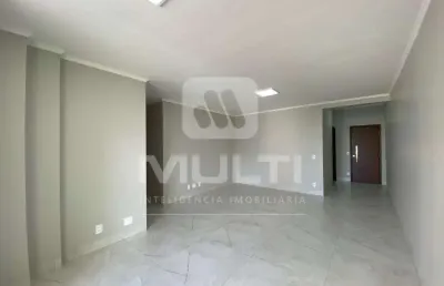 Apartamento com 3 quartos à venda no Centro, Uberlândia 