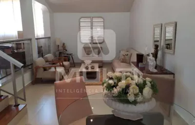 Casa com 4 quartos à venda no Osvaldo Rezende, Uberlândia 