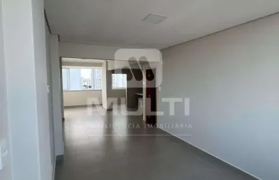 Apartamento com 3 quartos à venda no Centro, Uberlândia 