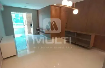 Apartamento com 3 quartos para alugar no Patrimônio, Uberlândia 