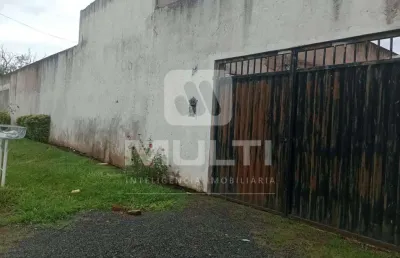 Casa comercial à venda no Jardim Karaíba, Uberlândia 