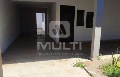Casa com 4 quartos à venda no Jardim Patrícia, Uberlândia 