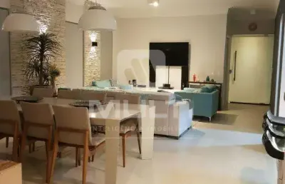 Casa em condomínio fechado com 4 quartos à venda no Santa Mônica, Uberlândia 