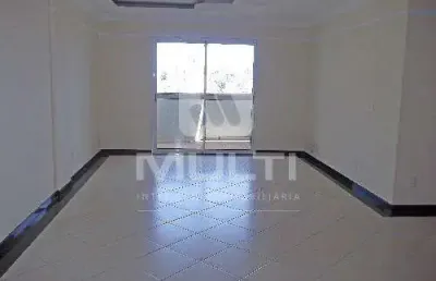 Apartamento com 4 quartos para alugar em Saraiva, Uberlândia 